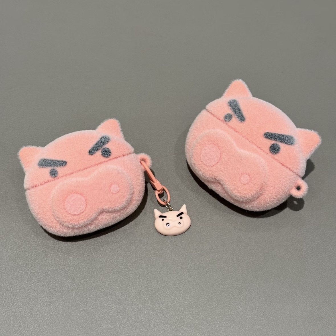 Защитный чехол Flocked Butt De – обзор и цена Airpod Case Cover